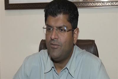 दुष्यंत चौटाला ने हरियाणा सरकार पर लगाया मशीनरी के दुरुपयोग का आरोप, कहा-यूनिवर्सिटी को बनाया जा रहा सियासी अखाड़ा
