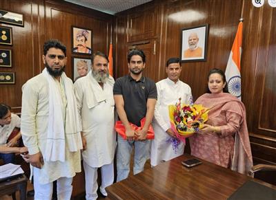 किशोरियों को सर्वाइकल कैंसर से बचाने के लिए एचपीवी वैक्सीन अवश्य लगवाएं : आरती सिंह राव