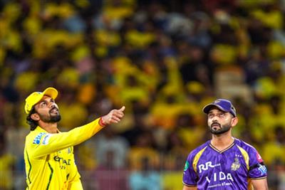 IPL 2026: लगातार खराब प्रदर्शन कर रहे 6 कप्तान, बढ़ा दी है अपनी टीमों की मुश्किल