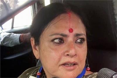 WB ਚੋਣਾਂ : ਭਾਜਪਾ ਉਮੀਦਵਾਰ ਅਗਨੀਮਿੱਤਰਾ ਪਾਲ 'ਤੇ ਹਮਲਾ, ਹਮਲਾਵਰਾਂ ਨੇ ਕਾਰ 'ਤੇ ਸੁੱਟੇ ਪੱਥਰ