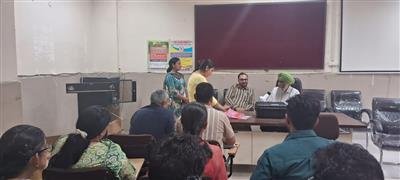 ਅੱਖਾਂ ਦੀ ਕਮਜ਼ੋਰੀ ਨਾਲ ਬੱਚਿਆਂ ਦਾ ਪੜ੍ਹਾਈ ਤੋਂ ਧਿਆਨ ਭਟਕਦਾ : ਸਿਵਲ ਸਰਜਨ ਡਾ. ਗੁਰਿੰਦਰਜੀਤ ਸਿੰਘ 