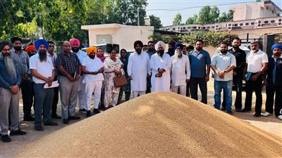 ਮੰਡੀਆਂ ਵਿੱਚ ਸੁਵਿਧਾਵਾਂ ਅਤੇ ਖਰੀਦ ਪ੍ਰਬੰਧਾਂ ਦਾ ਜਾਇਜ਼ਾ ਲੈਣ ਪਹੁੰਚੇ ਡਿਪਟੀ ਸਪੀਕਰ ਰੌੜੀ