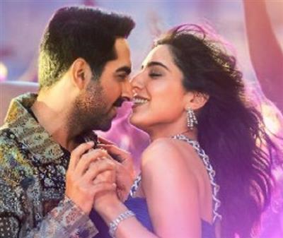 पति पत्नी और वो दो का नया गाना दिलवाले चोर हुआ रिलीज