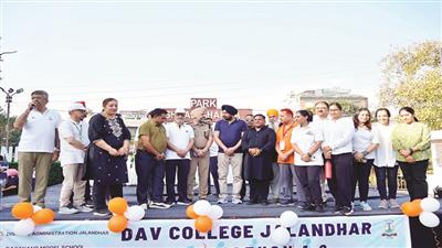 जालंधर में नशाखोरी के विरुद्ध निकाली पदयात्रा, नशीली दवाओं के दुरुपयोग के विरुद्ध ली शपथ