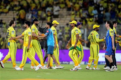 गुजरात टाइटंस ने CSK को 8 विकेट से हराया