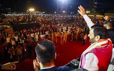 गुरुग्राम में बना विश्व रिकॉर्ड: सीएम नायब सैनी और पुष्कर सिंह धामी ने हजारों युवाओं के साथ किया सामूहिक हनुमान चालीसा का पाठ