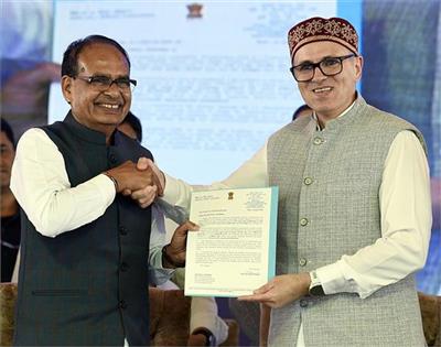 J&K ਨੂੰ ਵਿਕਾਸ ਦੀ ਵੱਡੀ ਸੌਗਾਤ; ਸ਼ਿਵਰਾਜ ਚੌਹਾਨ ਨੇ 3,566 ਕਰੋੜ ਰੁਪਏ ਦੇ ਸੜਕ ਪ੍ਰਾਜੈਕਟਾਂ ਨੂੰ ਦਿੱਤੀ ਮਨਜ਼ੂਰੀ