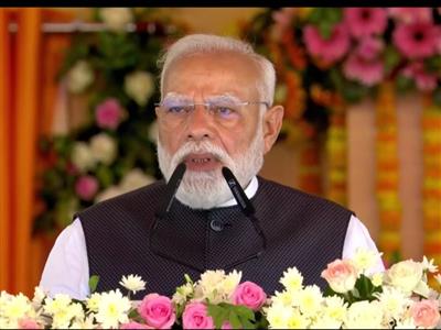 सपा परिवारवाद-जातिवाद से ऊपर नहीं उठ सकती, यूपी को सतर्क रहना होगा : पीएम मोदी