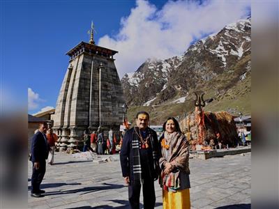 विश्व श्रमिक दिवस पर केदारनाथ धाम पहुंचे गौतम अदाणी, नई पहल ‘अपनी बात, अपनों के साथ’ शुरू की