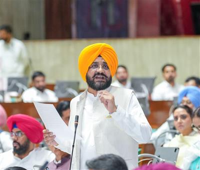 अंतरराष्ट्रीय मजदूर दिवस के अवसर पर श्रम मंत्री तरुनप्रीत सिंह सौंद द्वारा न्यूनतम मजदूरी की बेसिक दरों में वृद्धि संबंधी प्रस्ताव पंजाब विधानसभा में पेश