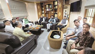 कांगड़ा में बना धर्मशाला जीतने का प्लान, भाजपा नेताओं ने बैठक के दौरान नगर निगम चुनावों को लेकर बनाई रणनीति