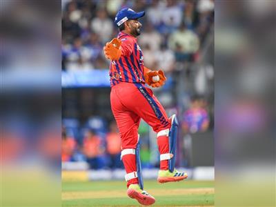 आईपीएल 2026: एलएसजी की हार के बाद संजय बांगड़ ने ऋषभ पंत की कप्तानी पर उठाए सवाल