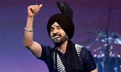 ''ਚੱਕ ਕੇ ਬਾਹਰ ਮਾਰਾਂਗੇ..!'' ਝੰਡੇ ਦਿਖਾਉਣ ਵਾਲਿਆਂ ਨੂੰ ਸਿੱਧਾ ਹੋਇਆ ਦੋਸਾਂਝਾਂਵਾਲਾ