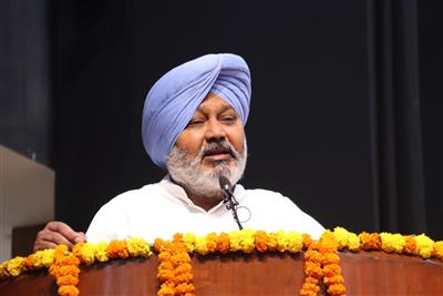 भगवंत मान सरकार श्री गुरु रविदास जी द्वारा दिखाए गए समानता के सिद्धांतों पर कार्य कर रही है; युवा गुरु साहिब के ‘बेगमपुरा’ के संकल्प वाला भारत बनाने के लिए आगे आएं : हरपाल सिंह चीमा