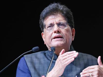 वैश्विक संकट के बीच भारत में कम बढ़ीं ईंधन कीमतें, केंद्र ने खुद उठाया आर्थिक बोझ: पीयूष गोयल