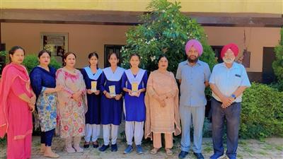 ਬਲਦੇਵ ਸਿੰਘ ਮੈਮੋਰੀਅਲ ਸਿੱਖ ਗਰਲਜ਼ ਸੀਨੀਅਰ ਸਕੂਲ (ਸੋਢੀ ਸਕੂਲ) ਦਾ ਦਸਵੀਂ ਤੇ ਬਾਰਵੀਂ ਜਮਾਤਾਂ ਦਾ ਨਤੀਜਾ ਰਿਹਾ 100% ਫੀਸਦੀ ਸ਼ਾਨਦਾਰ।
