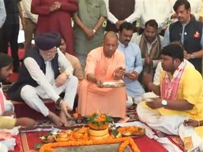 सीएम योगी ने 'गोरखपुर अंतरराष्ट्रीय क्रिकेट स्टेडियम' का शिलान्यास किया, कहा- पूर्वी उत्तर प्रदेश के युवाओं के लिए बेहद खास दिन