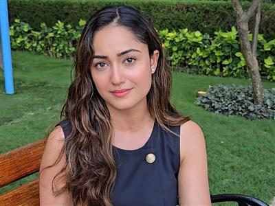 'शुरुआत में समझौते करने पड़ते हैं', इंडस्ट्री की सच्चाई पर खुलकर बोलीं त्रिधा चौधरी
