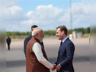 गुटेनबर्ग में पीएम मोदी का स्‍वागत, भारत-स्वीडन साझेदारी और यूरोप से निवेश सहयोग पर चर्चा
