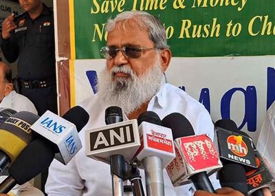 गाय हमारी पूजनीय माता है और सारे हिंदुस्तानियों को उसका सम्मान करना चाहिए : अनिल विज