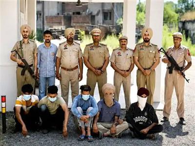ਪਠਾਨਕੋਟ ‘ਚ ISI ਦੇ ਹਾਈ-ਟੈਕ ਜਾਸੂਸੀ ਨੈੱਟਵਰਕ ਦਾ ਪਰਦਾਫਾਸ਼, 5 ਮੁਲਜ਼ਮ ਗ੍ਰਿਫ਼ਤਾਰ