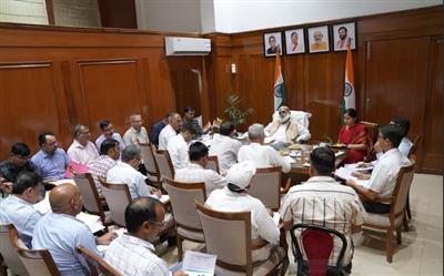 बिजली कर्मचारियों की जान बचाना मेरी पहली प्राथमिकता : अनिल विज