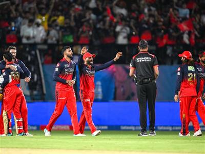 आईपीएल 2026 : इन दमदार रिकॉर्ड्स के साथ आरसीबी ने मारी खिताबी मुकाबले में एंट्री