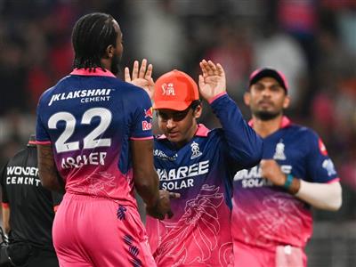 आईपीएल 2026: वैभव की तूफानी बल्लेबाजी, एसआरएच को 47 रन से रौंदकर 'क्वालीफायर-2' में आरआर