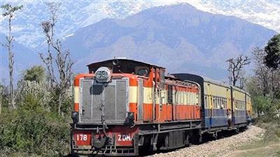 पठानकोट-जोगिंद्रनगर रेल ट्रैक पर कल से दौड़ेंगी ट्रेनें, रेल सेवा बहाल होने से लोगों में खुशी की लहर