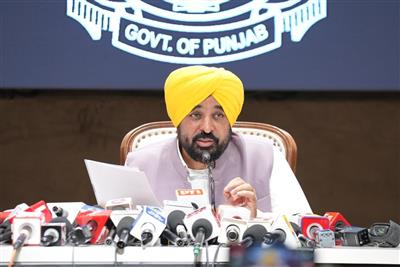 ਭਗਵੰਤ ਮਾਨ ਸਰਕਾਰ ਨੇ ਪ੍ਰਾਈਵੇਟ ਸਕੂਲਾਂ ਵੱਲੋਂ ਮਨਮਰਜ਼ੀ ਦੀਆਂ ਫੀਸਾਂ ਵਧਾਉਣ 'ਤੇ ਲਾਈ ਰੋਕ