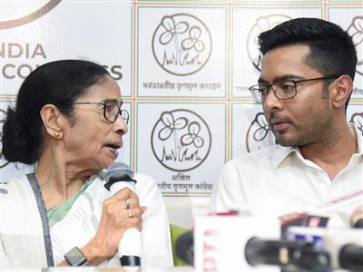 अभिषेक बनर्जी को नई TMC ने बोला गेट आउट, ममता के भतीजे पर जमकर भड़के विधायक