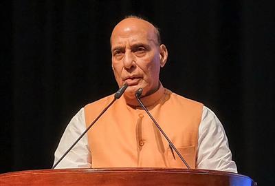 राजनाथ सिंह बोले- भारत की 7.7 प्रतिशत जीडीपी वृद्धि मजबूती का प्रतीक, पीएम मोदी के नेतृत्व को सराहा