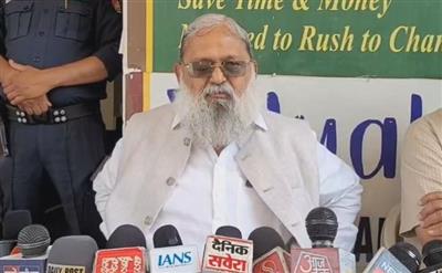 ऊर्जा मंत्री अनिल विज की कॉकरोज जनता पार्टी को सलाह- ’संघर्ष करो, लेकिन नाम बदल लो
