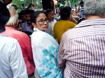 TMC को छोड़ना होगा किराये का मुख्यालय, गुस्से में थाने पहुंचा बिल्डिंग मालिक