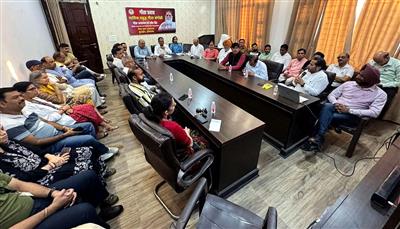 मनुष्य का वास्तविक विकास भौतिक उपलब्धियां नहीं, संस्कार और आध्यात्मिक चेतना : गीता मनीषी 