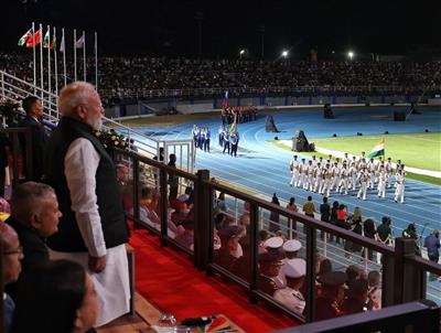 सेशेल्स के राष्ट्रीय दिवस पर भारतीय दल ने मार्च किया, सशस्त्र बलों के सम्मान में खड़े हुए पीएम मोदी