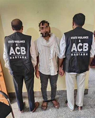 भ्रष्टाचार निरोधक ब्यूरो की कार्रवाई, ₹40 हजार की रिश्वत लेते ESIC मैनेजर रंगे हाथ गिरफ्तार