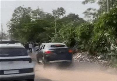 चंडीगढ़ में रफ्तार का कहर! Mercedes ने दो युवकों को मारी जोरदार टक्कर, हालत गंभीर