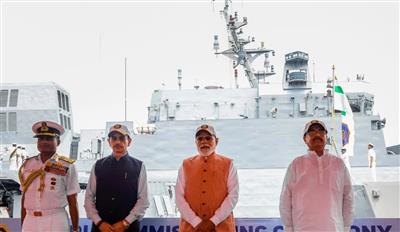 पीएम मोदी के नेतृत्व में भारत की समुद्री शक्ति में विस्तार: नए स्वदेशी जहाजों से नई ऊंचाई पर भारतीय नौसेना