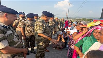 अमरनाथ यात्रा की सुरक्षा व्यवस्था का सीआईएसएफ प्रमुख ने व्यापक निरीक्षण किया, सभी एजेंसियों के साथ उच्चस्तरीय बैठक की