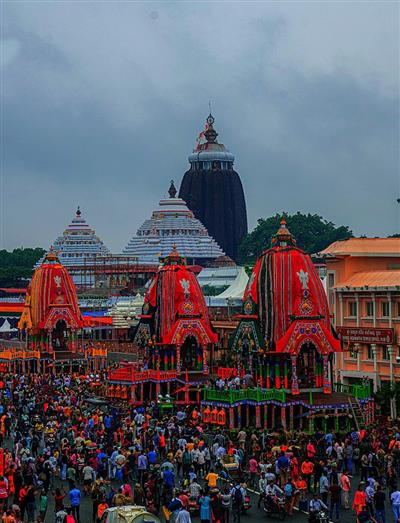 पुरी रथ यात्रा का दूसरा दिन आज, करीब 12 लाख श्रद्धालु पहुंचे पुरी