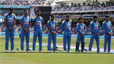 ENG vs IND: ਤੀਜੇ ਵਨਡੇ ਮੈਚ ਵਿੱਚ ਖਿਡਾਰੀਆਂ ਨੇ ਬੰਨ੍ਹੇ ਕਾਲੇ ਆਰਮਬੈਂਡ, ਮਹਾਨ ਕ੍ਰਿਕਟਰ ਨੂੰ ਦਿੱਤੀ ਸ਼ਰਧਾਂਜਲੀ
