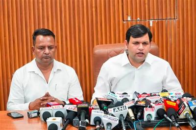 राहुल गांधी छात्रों की समस्याओं का समाधान करने की बजाय राजनीति कर रहे हैं: गौरव गौतम