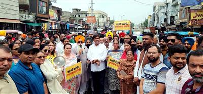 आप ने धर्मेंद्र प्रधान के इस्तीफे को विद्यार्थियों और युवाओं की जीत बताया किया स्वागत