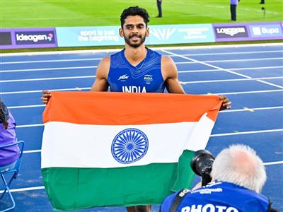 'आपका ऐतिहासिक प्रदर्शन पैरा एथलेटिक्स के लिए बड़ी उपलब्धि', राष्ट्रपति ने दी दिलीप-बासिल और श्रीशंकर को बधाई