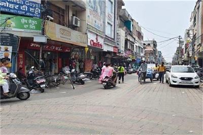 बठिंडा बंद के दौरान सड़कों पर उतरे सफाई सेवक, बंद रहे मुख्य बाजार