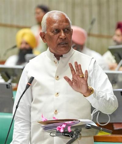पंजाब सरकार ने अबोहर और बल्लूआना क्षेत्रों की टेलों तक नहरी पानी की पहुंच सुनिश्चित की: बरिंदर कुमार गोयल