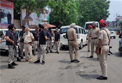 गुरदासपुर जिले में पुलिस का ऑपरेशन प्रहार, बड़े स्तर पर की छापेमारी, 100 से अधिक आरोपी गिरफ्तार