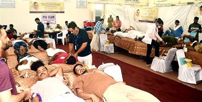 निरंकारी मिशन द्वारा रक्तदान शिविर के माध्यम से भाईचारे व मिलवर्तन का दिया संदेश 308 निरंकारी श्रद्धालुओं ने किया रक्तदान