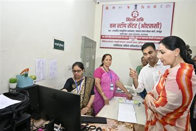 उप मुख्यमंत्री दिया कुमारी ने वन स्टॉप सेंटर का किया निरीक्षण